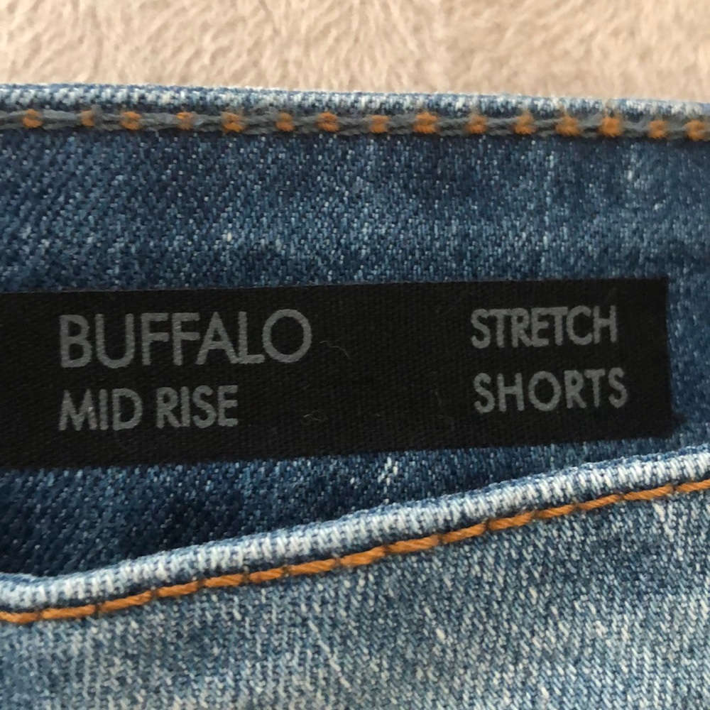 Buffalo Mid Rise stretch shorts - Picture 4 of 5